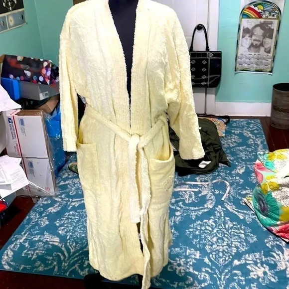 Christian Dior, Turkish cotton cream color bathrobe NWOT - Picture 1 of 8